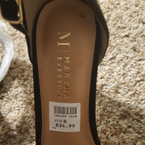 Martha Everyday Sandals/Heels - Picture 2 of 6